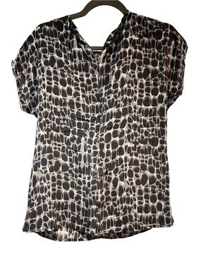 Ann Taylor Silk Black & Gray Animal Print Short Sleeve Blouse Sz 2 | EUC